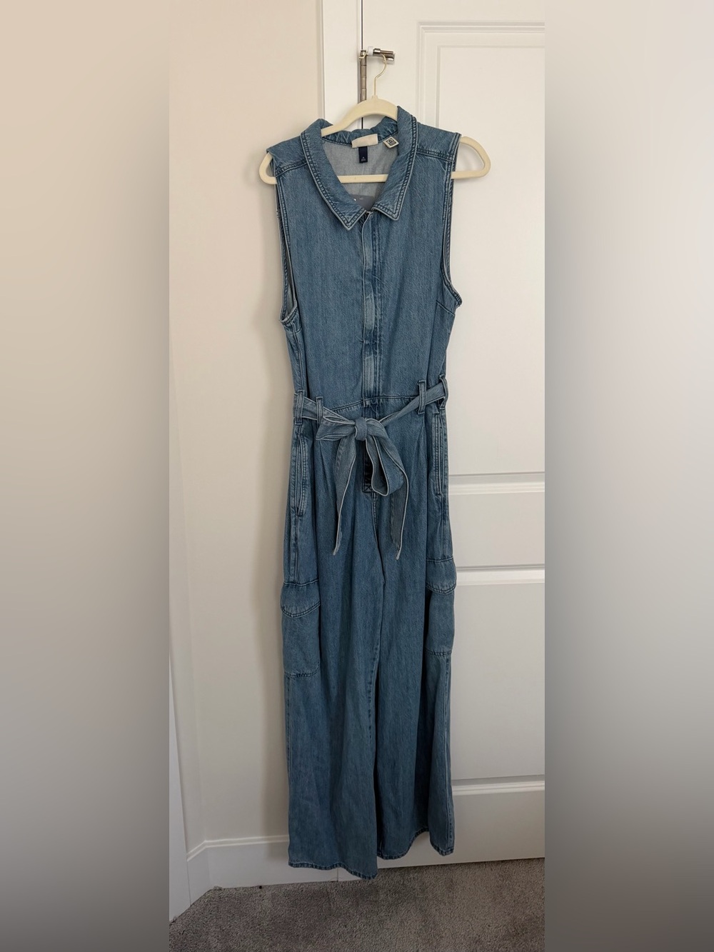 Universal Thread Sleeveless Cargo Jumpsuit